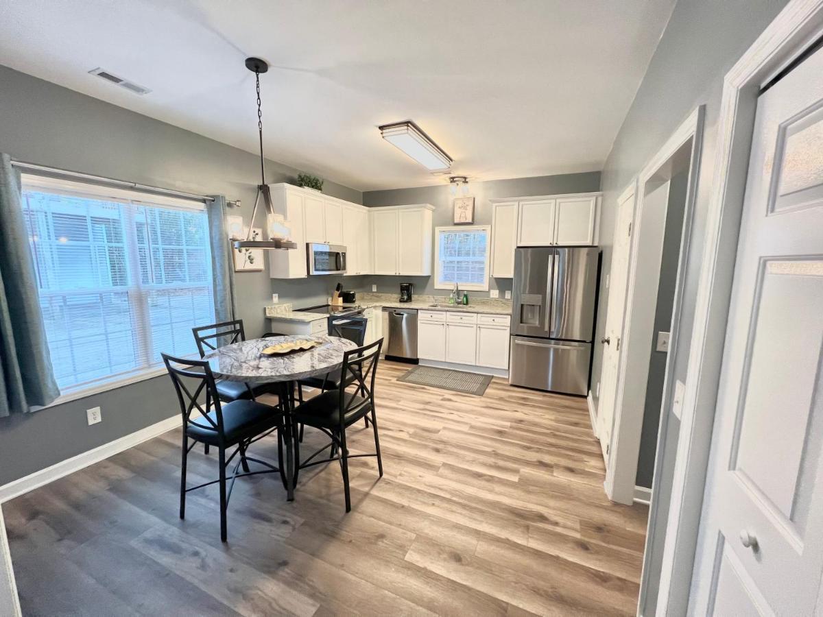 Beautiful, Spacious, Hidden Gem In Heart Of Wilmington Bagian luar foto